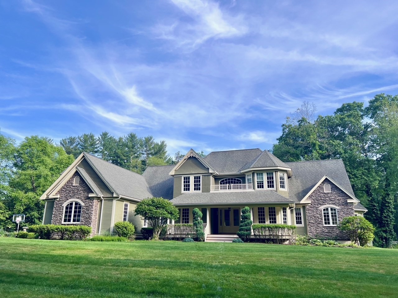 19 Whippoorwill Lane, Concord, MA 01742