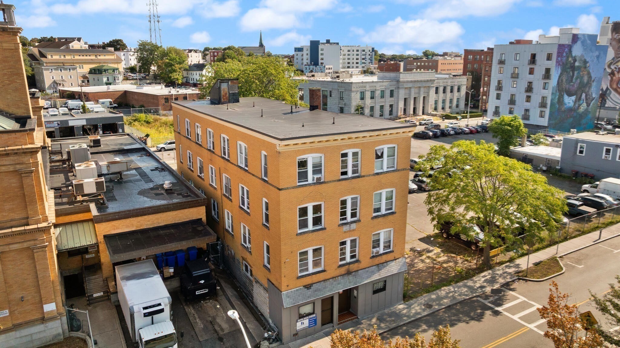 374 Washington St, Lynn, MA 01901