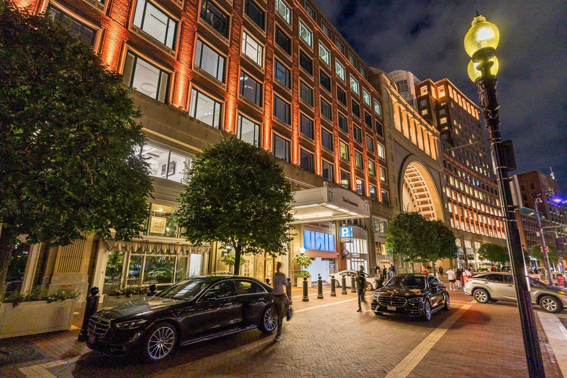 10 Rowes Wharf Unit PH4, Downtown, Boston, MA 02110