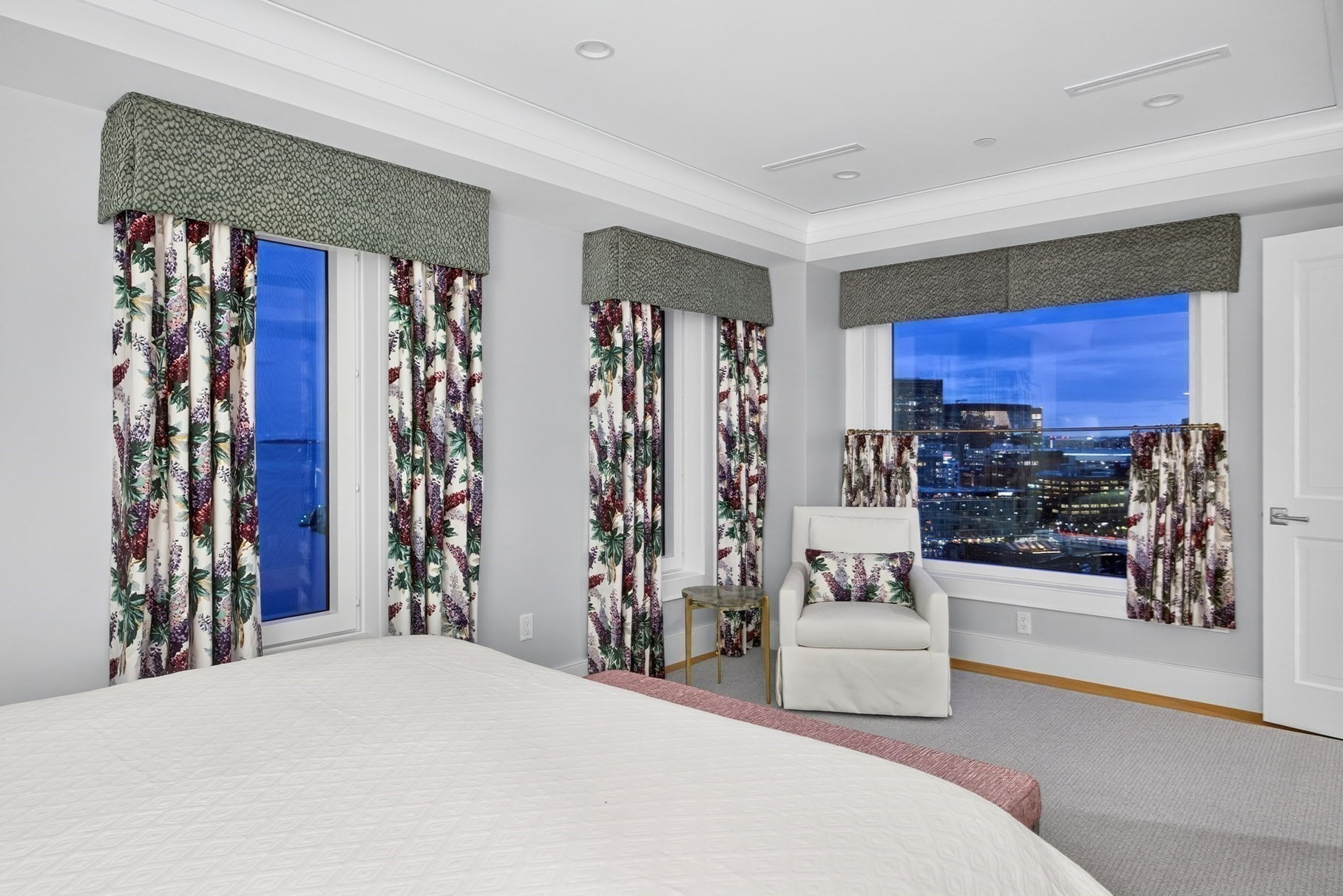 10 Rowes Wharf Unit PH4, Downtown, Boston, MA 02110 - Image 26