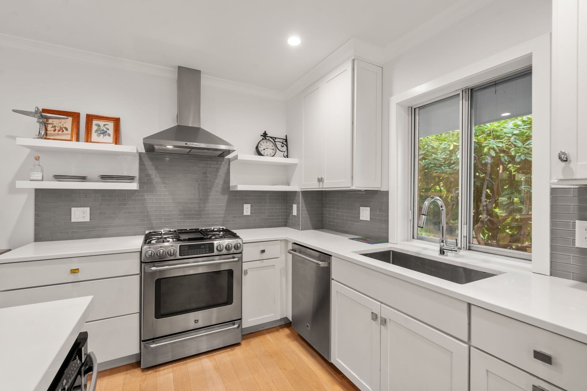 18 Chestnut Pl Unit 18, Brookline, MA 02445 - Image 6