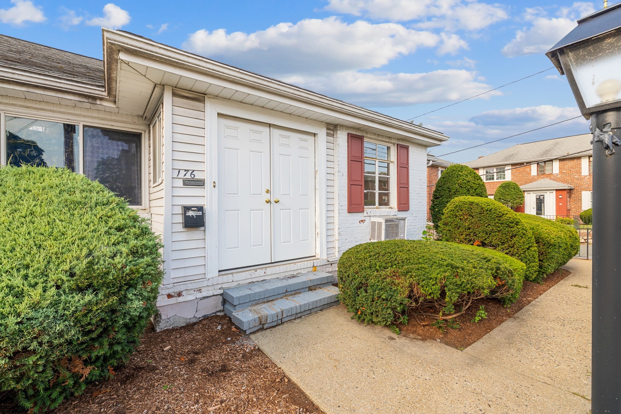 176 River St, Waltham, MA 02453 - Image 2