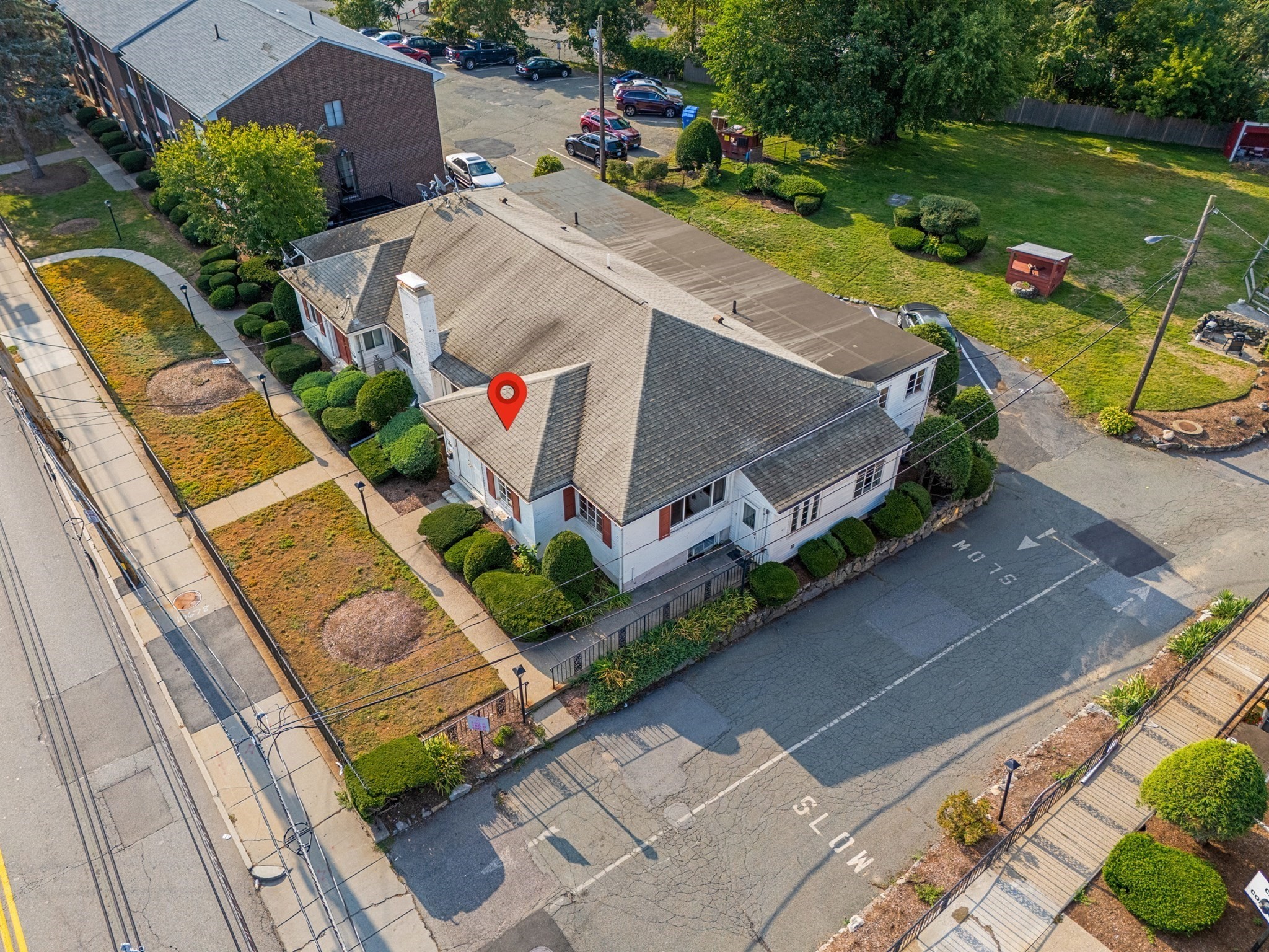 176 River St, Waltham, MA 02453 - Image 33