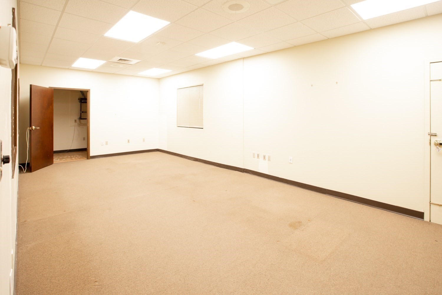 439 State Rd, Dartmouth, MA 02747 - Image 23