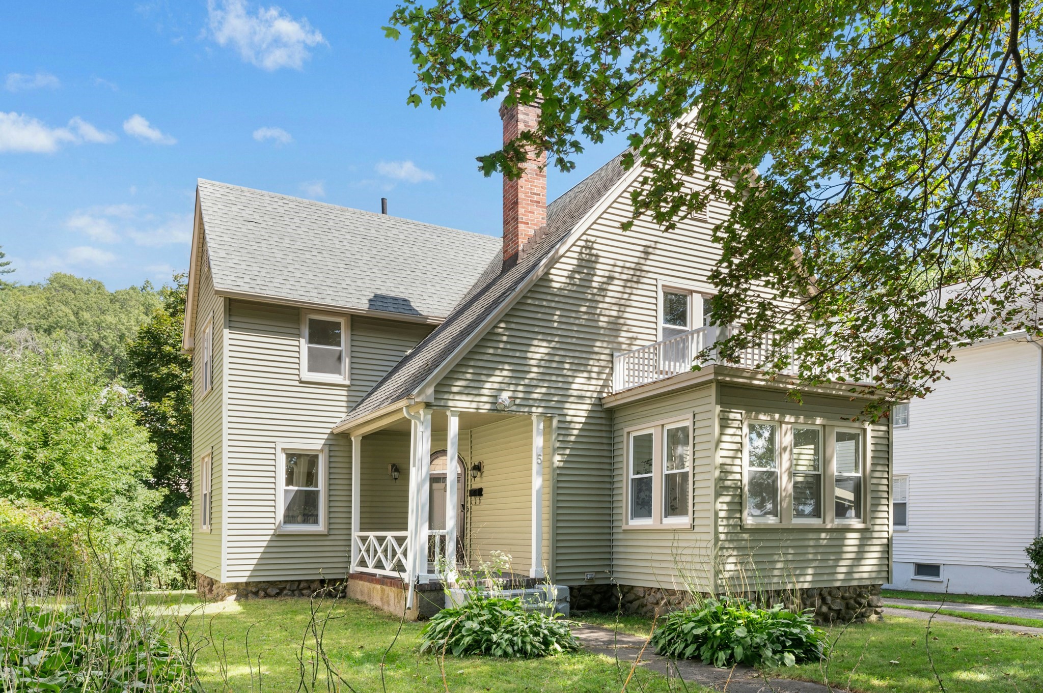 5 Coombs Road, Worcester, MA 01602