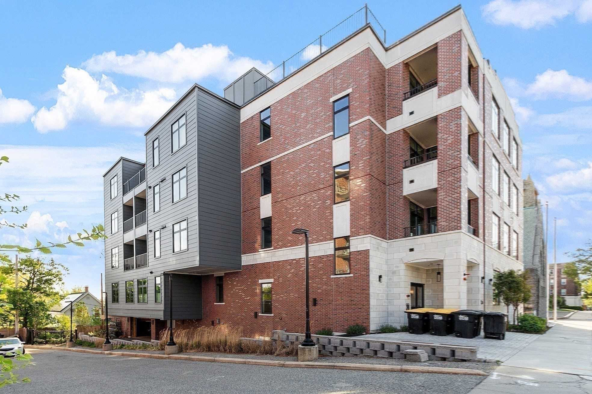 124 Highland Ave Unit 404, Somerville, MA 02143