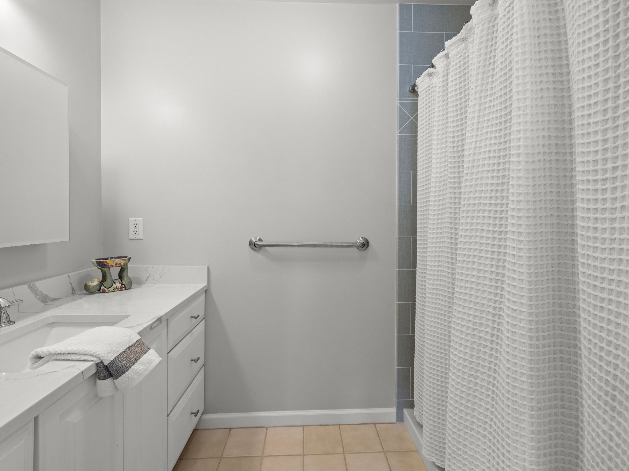 40 William Onthank Ln Unit 40, Southborough, MA 01772 - Image 22