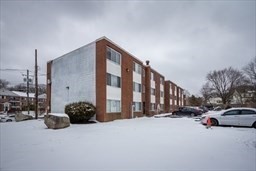 77 Colonel Bell Dr Unit 4, Brockton, MA 02301 - Image 4