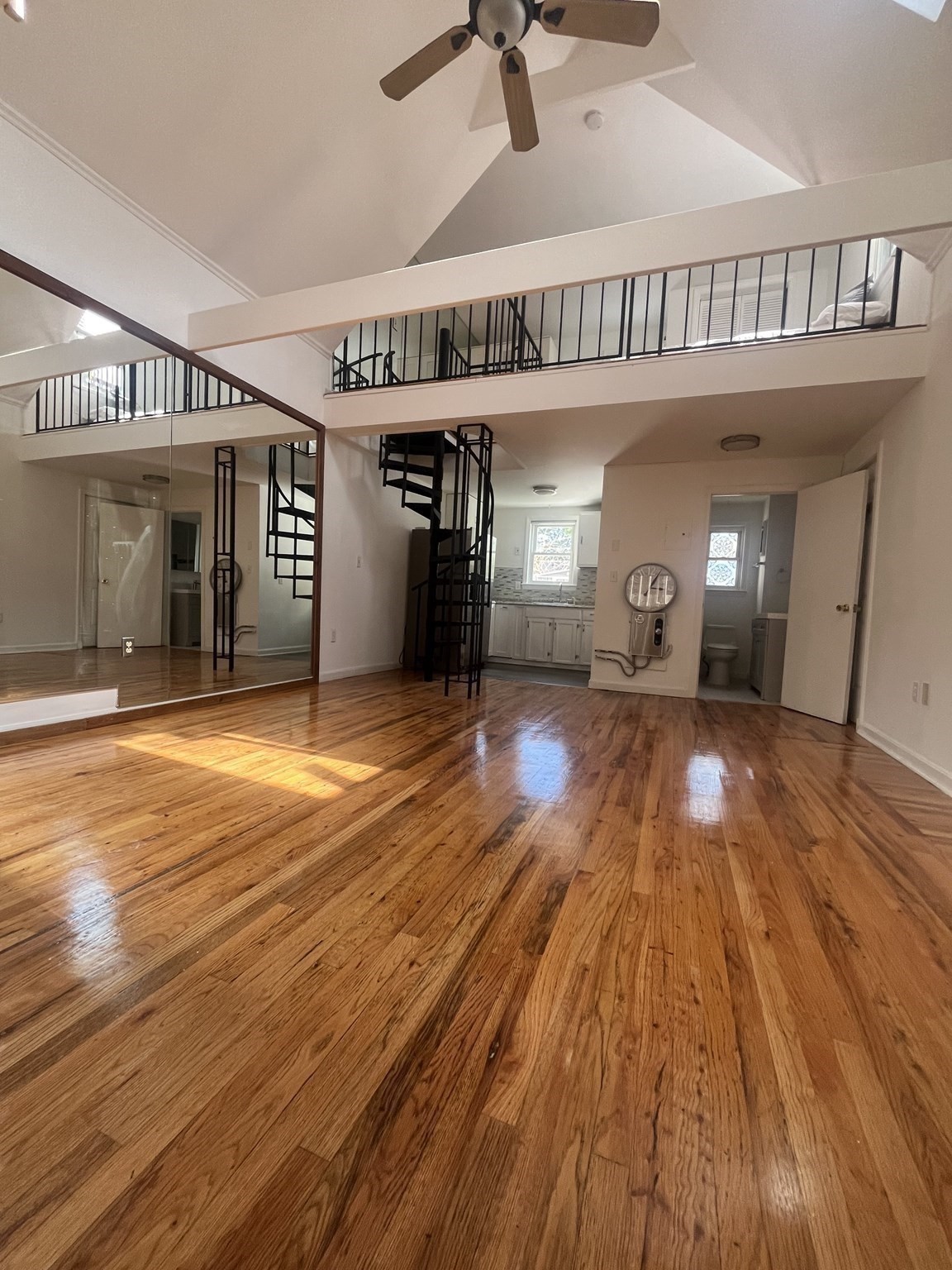 248 Essex St, Lynn, MA 01902