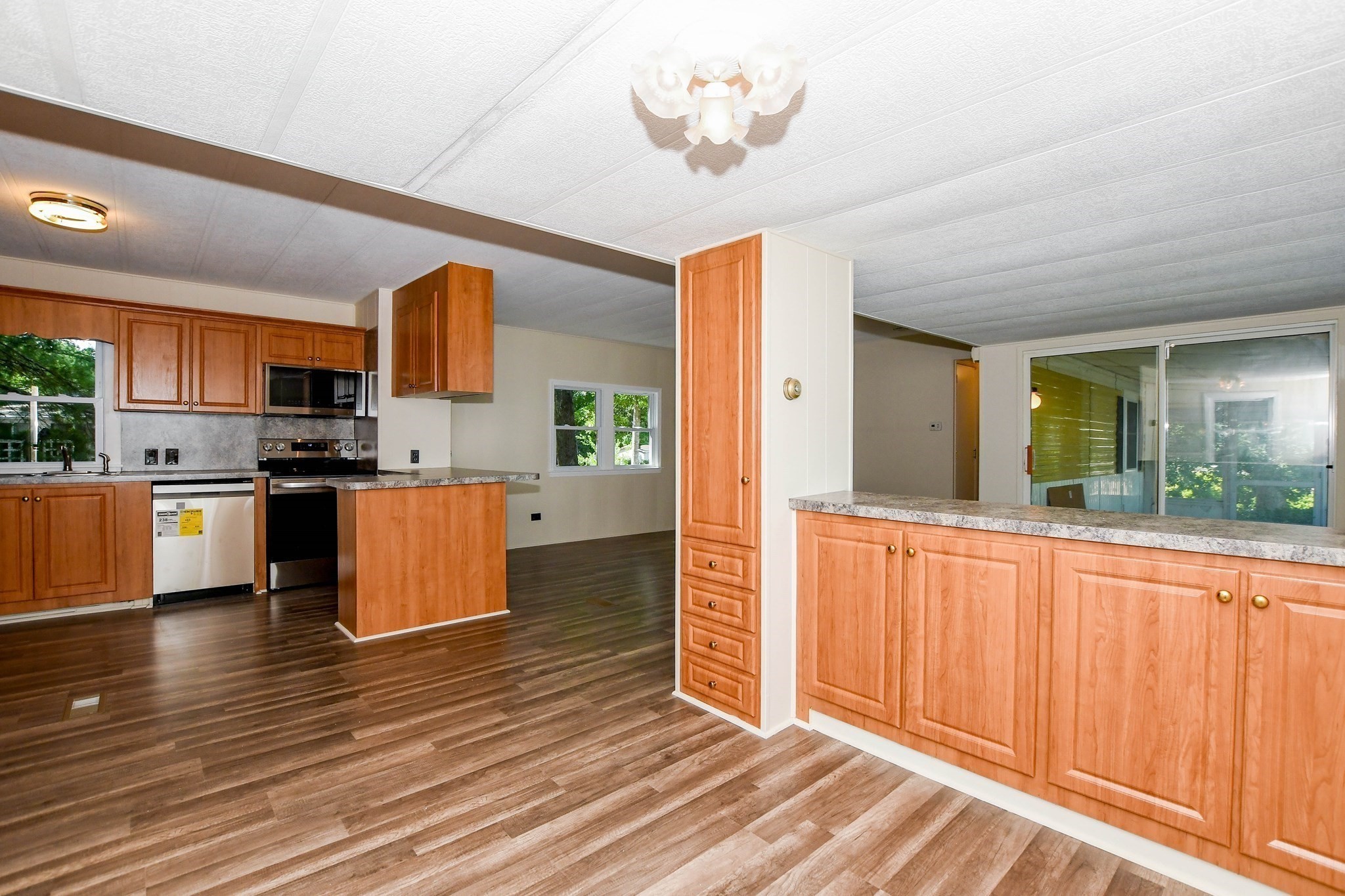 29 South Meadow Village, Carver, MA 02330 - Image 11