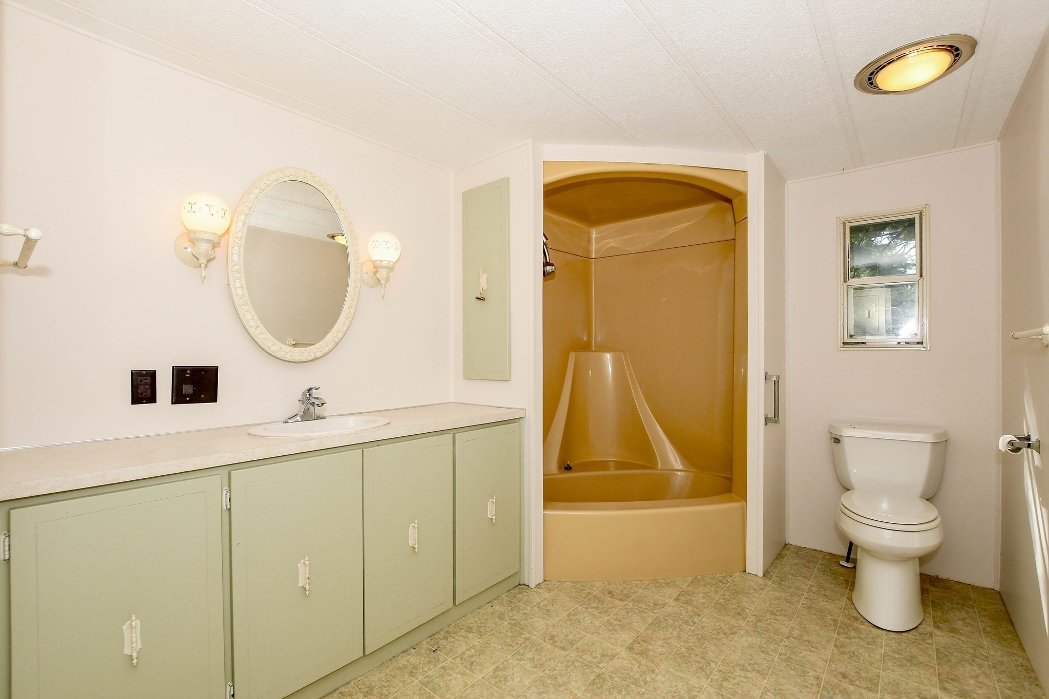 29 South Meadow Village, Carver, MA 02330 - Image 28