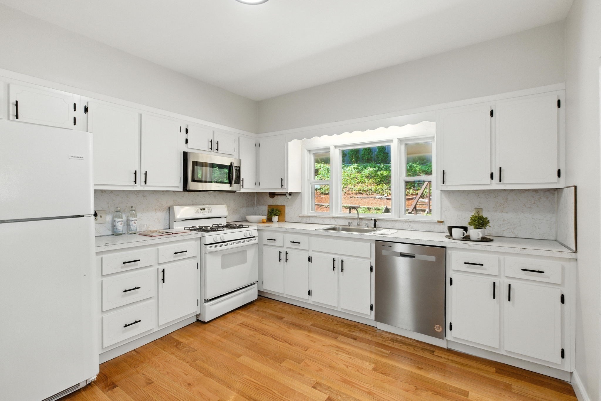 21 Upcrest Rd, Brighton, Boston, MA 02135 - Image 5