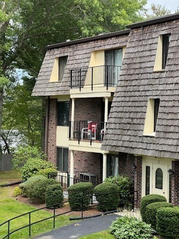 4700 N Main St Unit 3E, Fall River, MA 02720