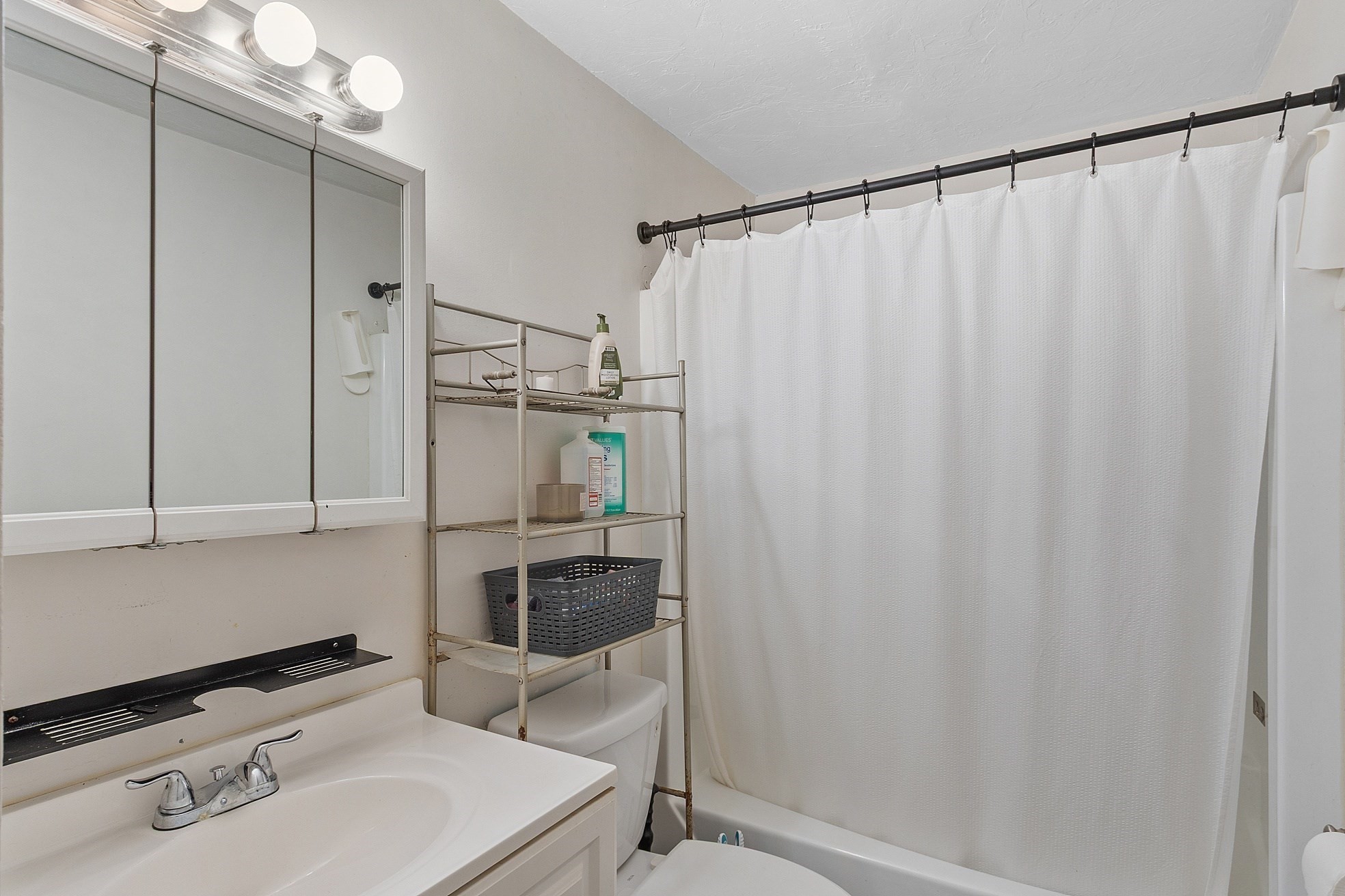 10 Dryden Street Unit 7, Worcester, MA 01605 - Image 17