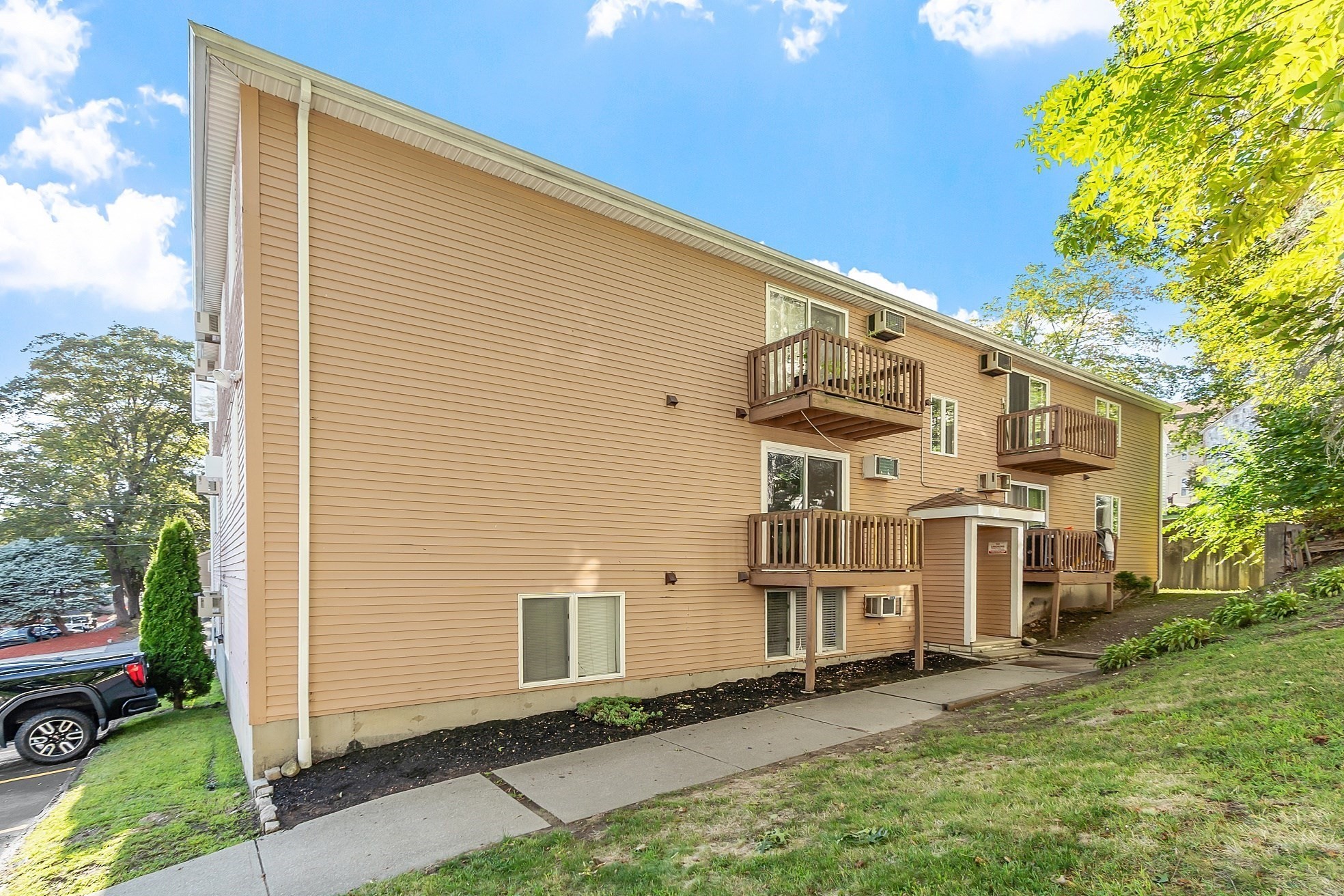 10 Dryden Street Unit 7, Worcester, MA 01605 - Image 22