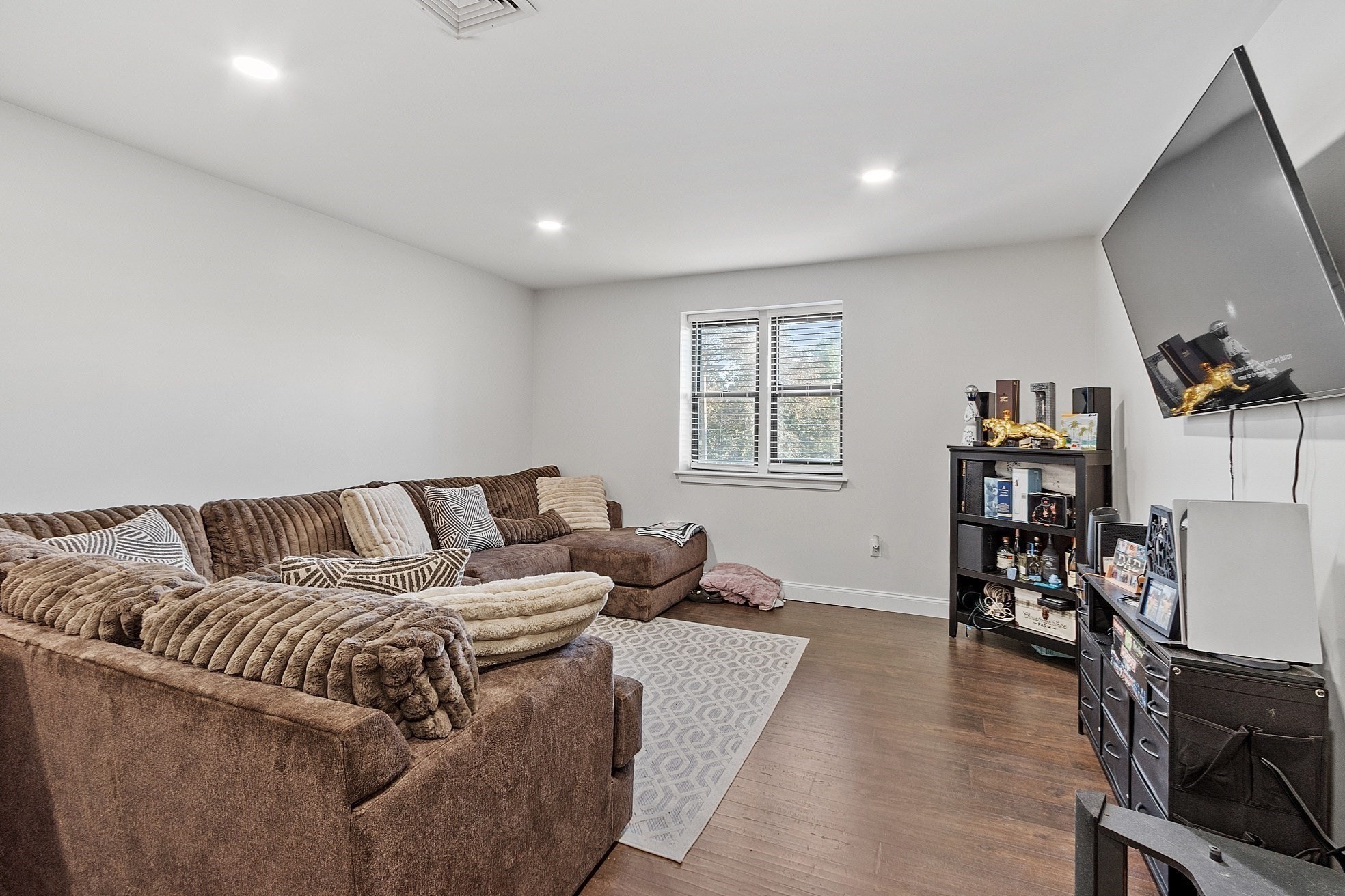 1029 Pleasant Street Unit 19, Worcester, MA 01602 - Image 11