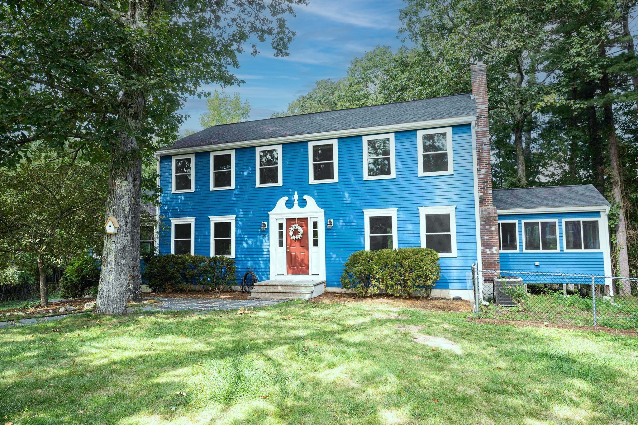 30 Powderhorn Ln, Holliston, MA 01746