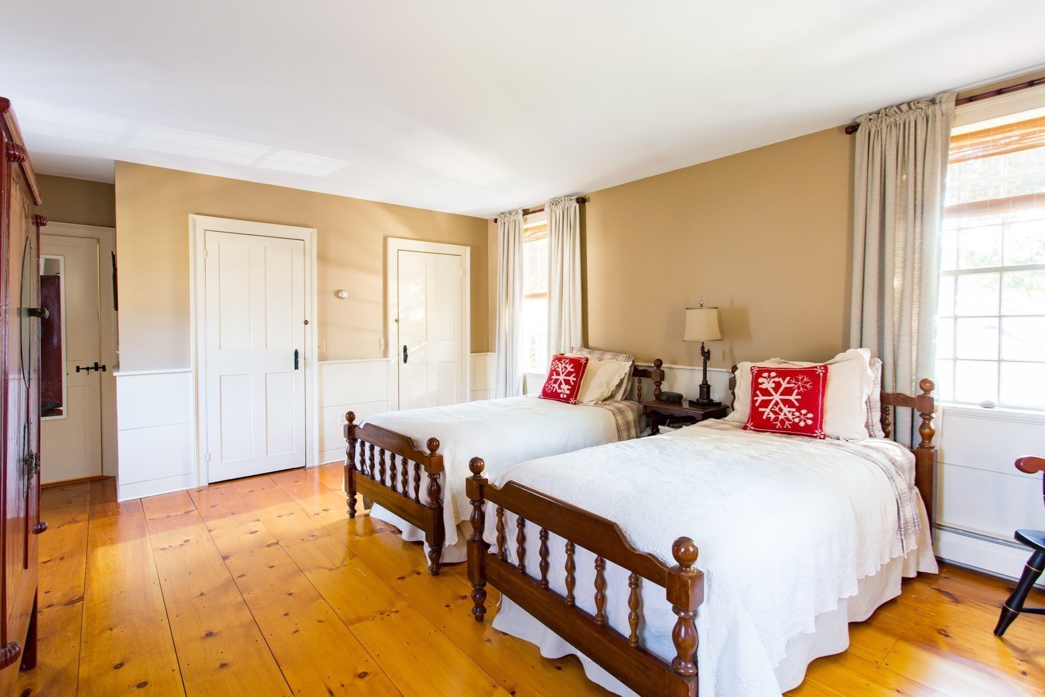 28 N Main St, West Brookfield, MA 01585 - Image 25