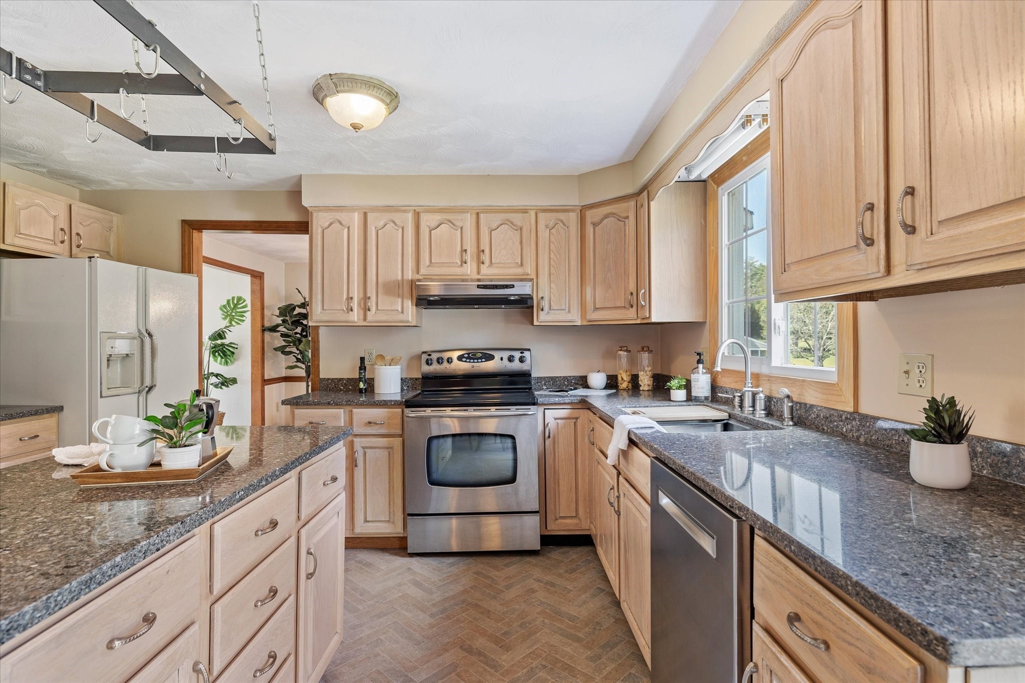 17 Taft Rd, Sterling, MA 01564 - Image 16