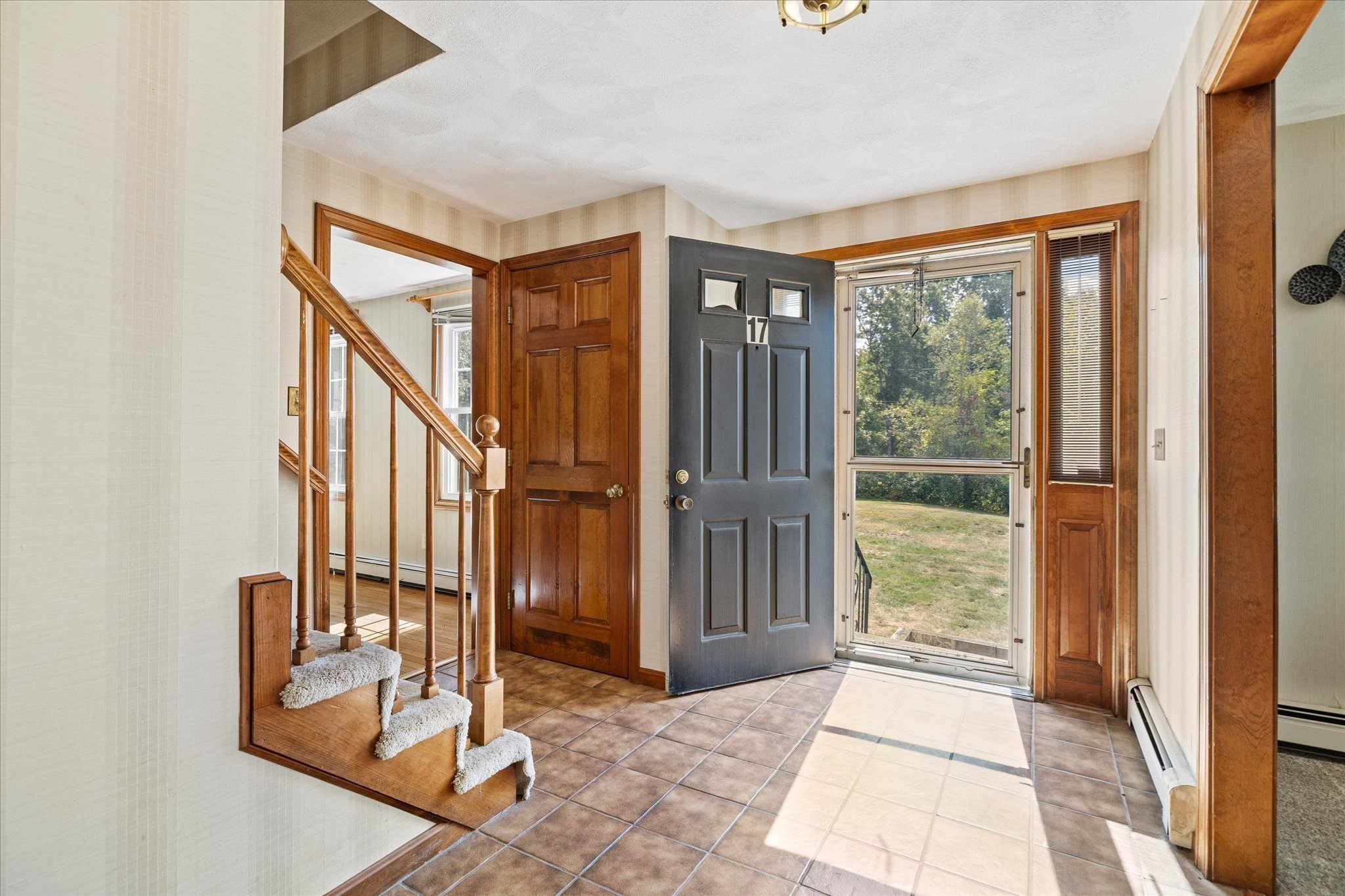 17 Taft Rd, Sterling, MA 01564 - Image 3