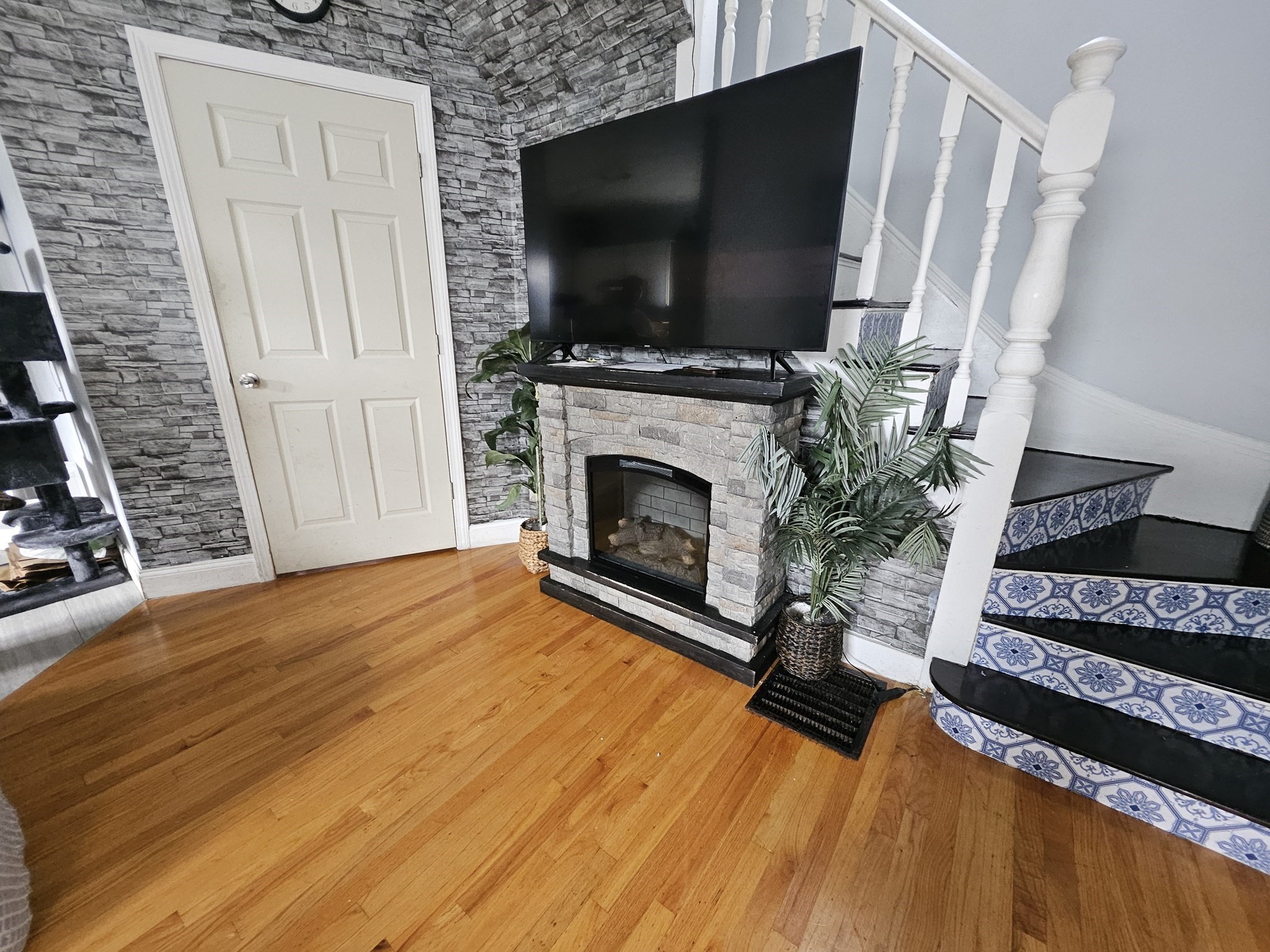 30 Clifton Ave., Lynn, MA 01902 - Image 4