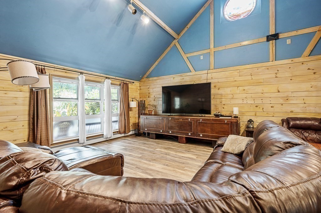 18 Old Worcester Rd Ext, Charlton, MA 01507 - Image 5