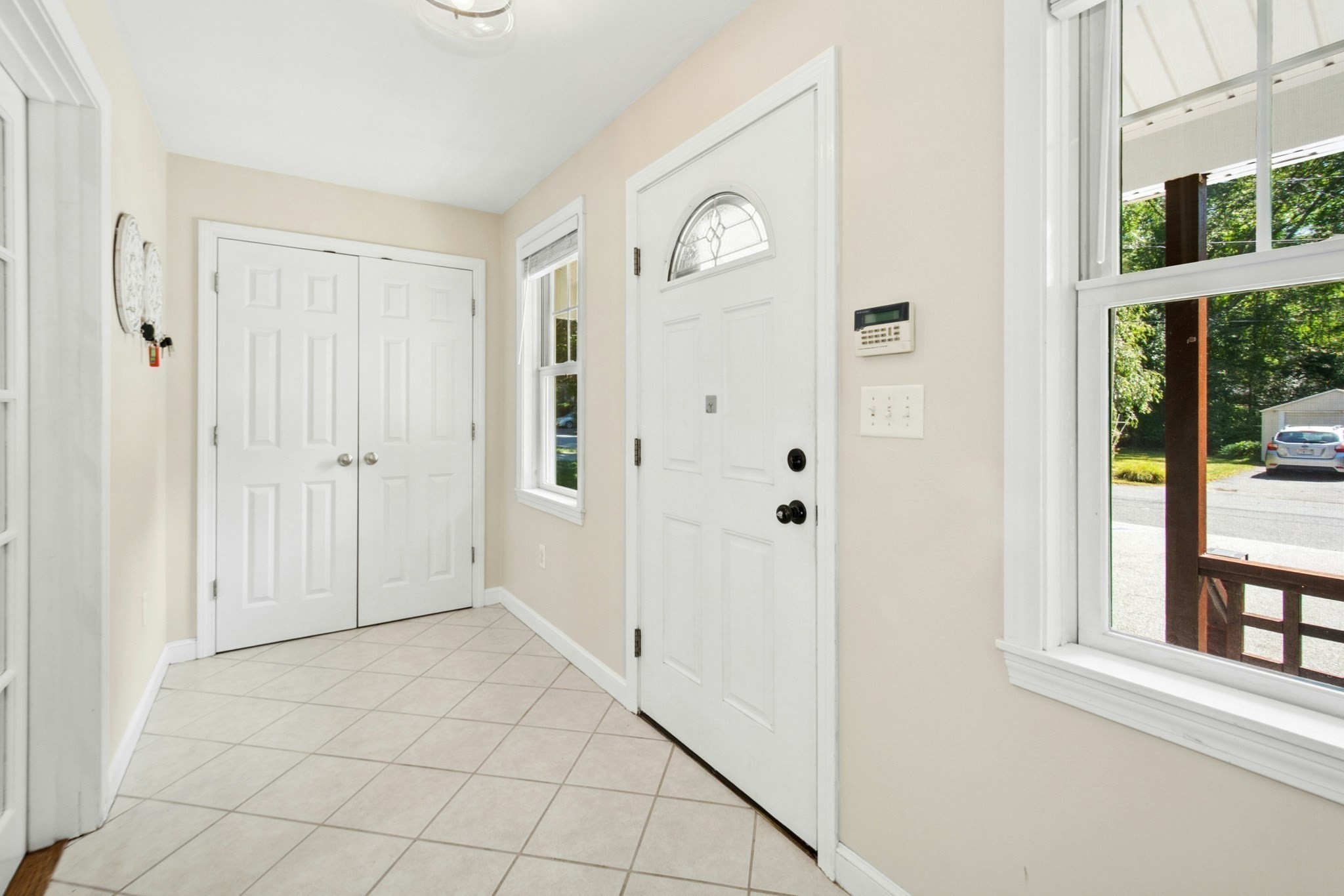 8 Raymond Way, Ashland, MA 01721 - Image 2