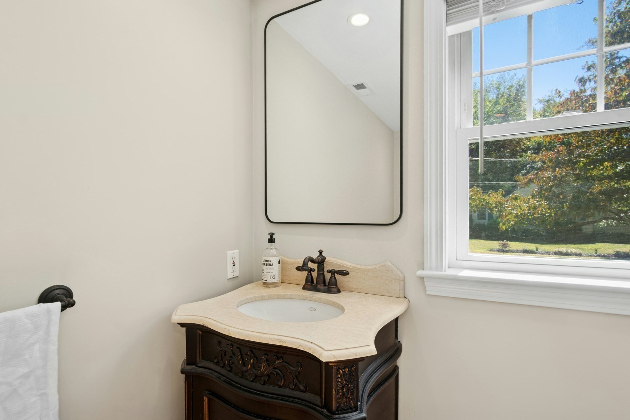 8 Raymond Way, Ashland, MA 01721 - Image 17