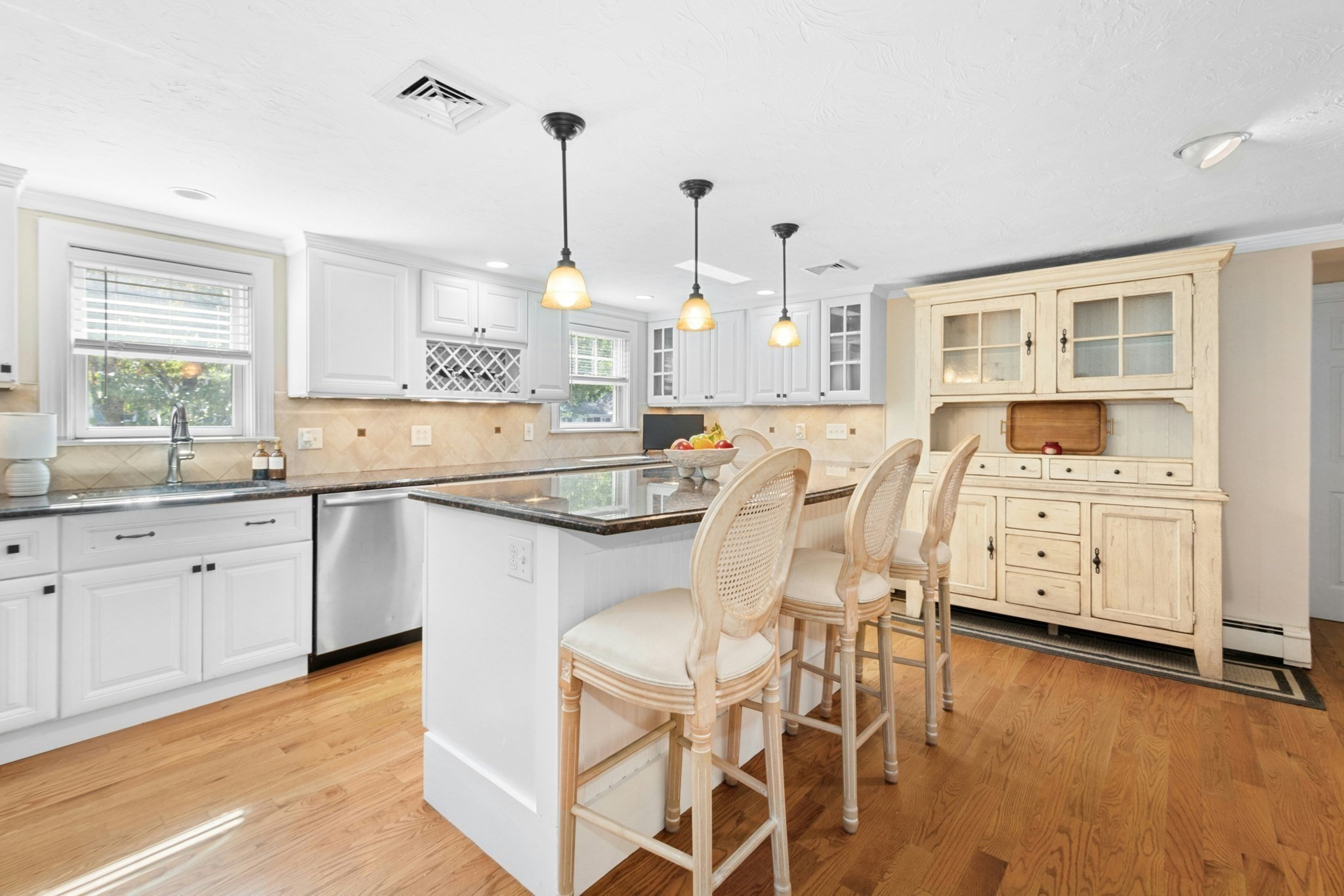 8 Raymond Way, Ashland, MA 01721 - Image 6