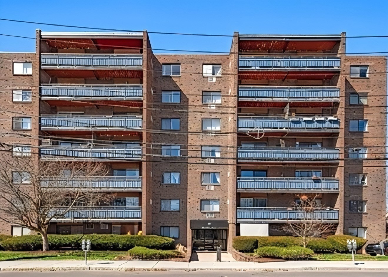 32 Whites Avenue Unit D41, Watertown, MA 02472