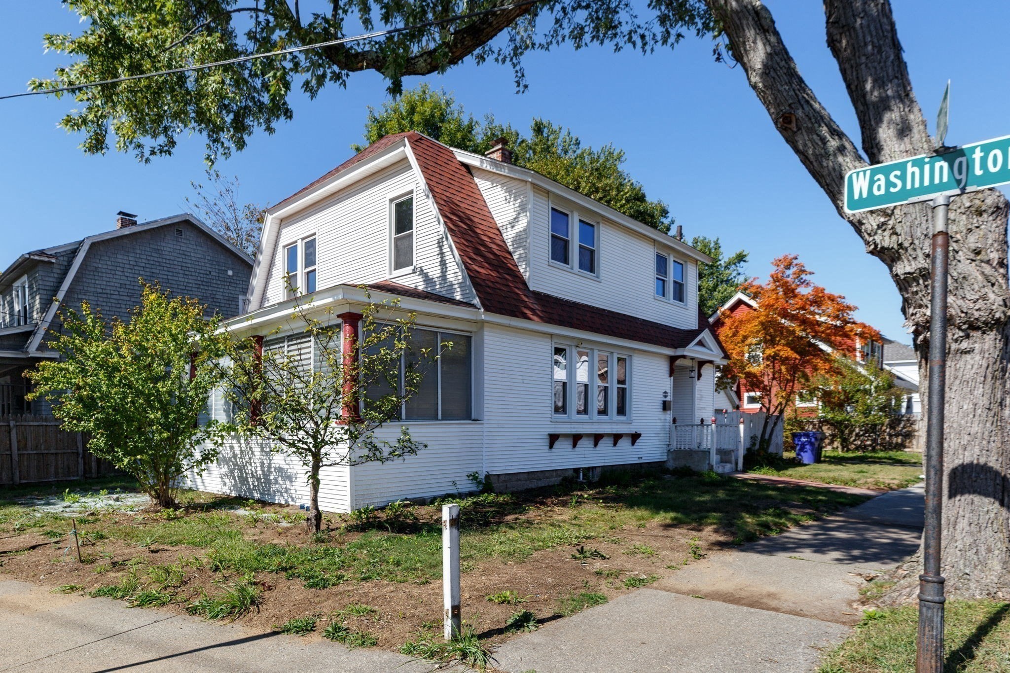 52 Eldridge St, Springfield, MA 01108