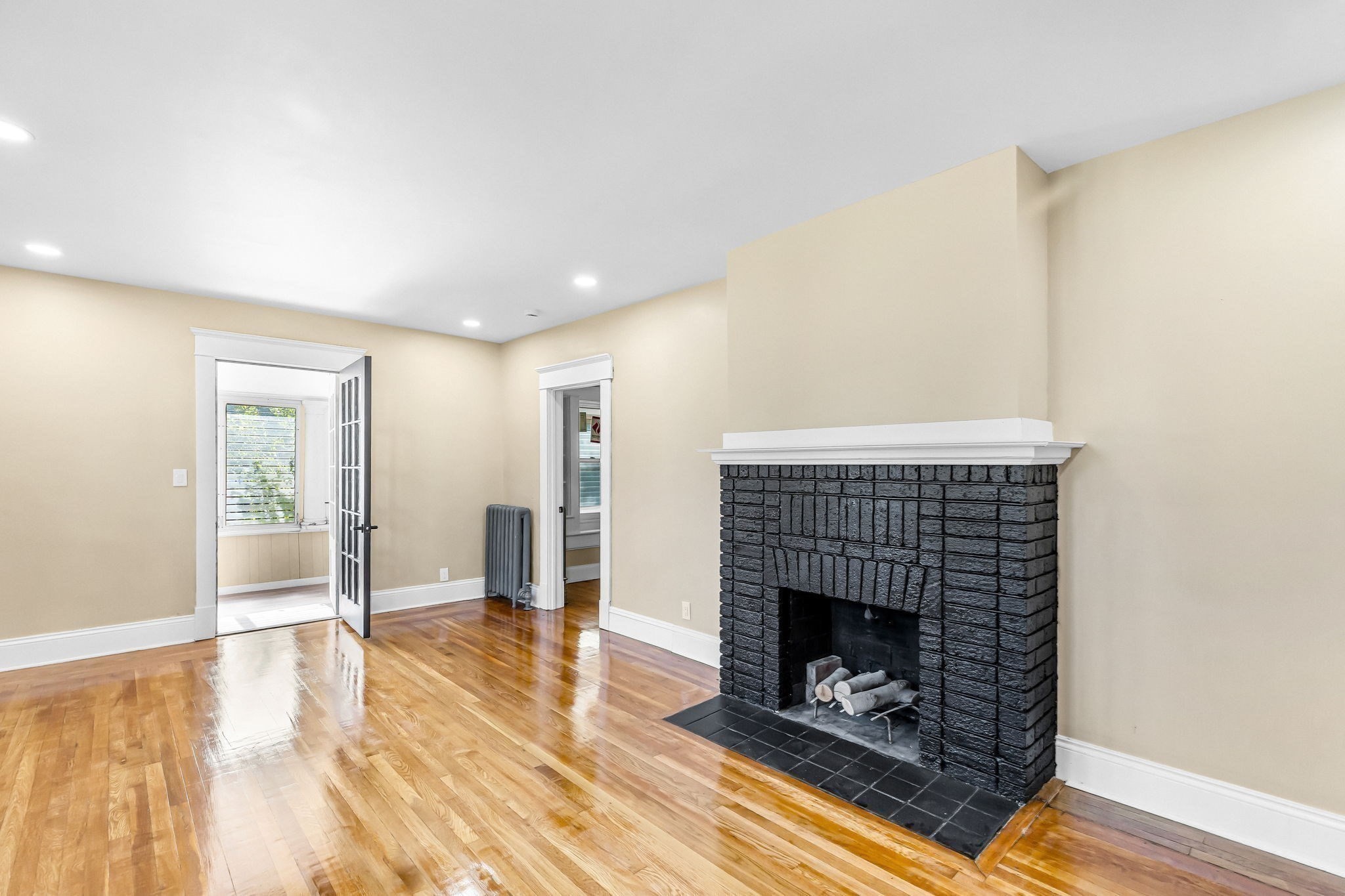 52 Eldridge St, Springfield, MA 01108 - Image 3