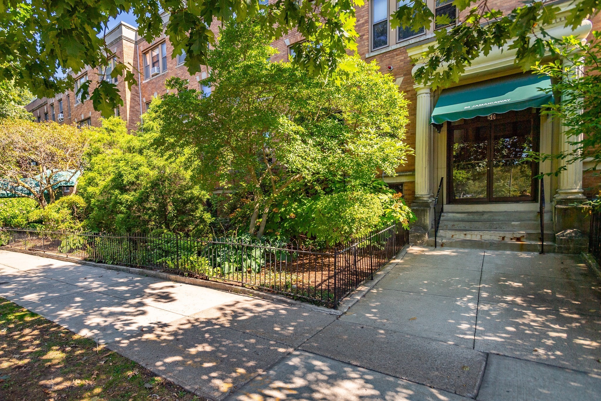 50 Jamaicaway Unit 1, Boston - Mission Hill, MA 02130