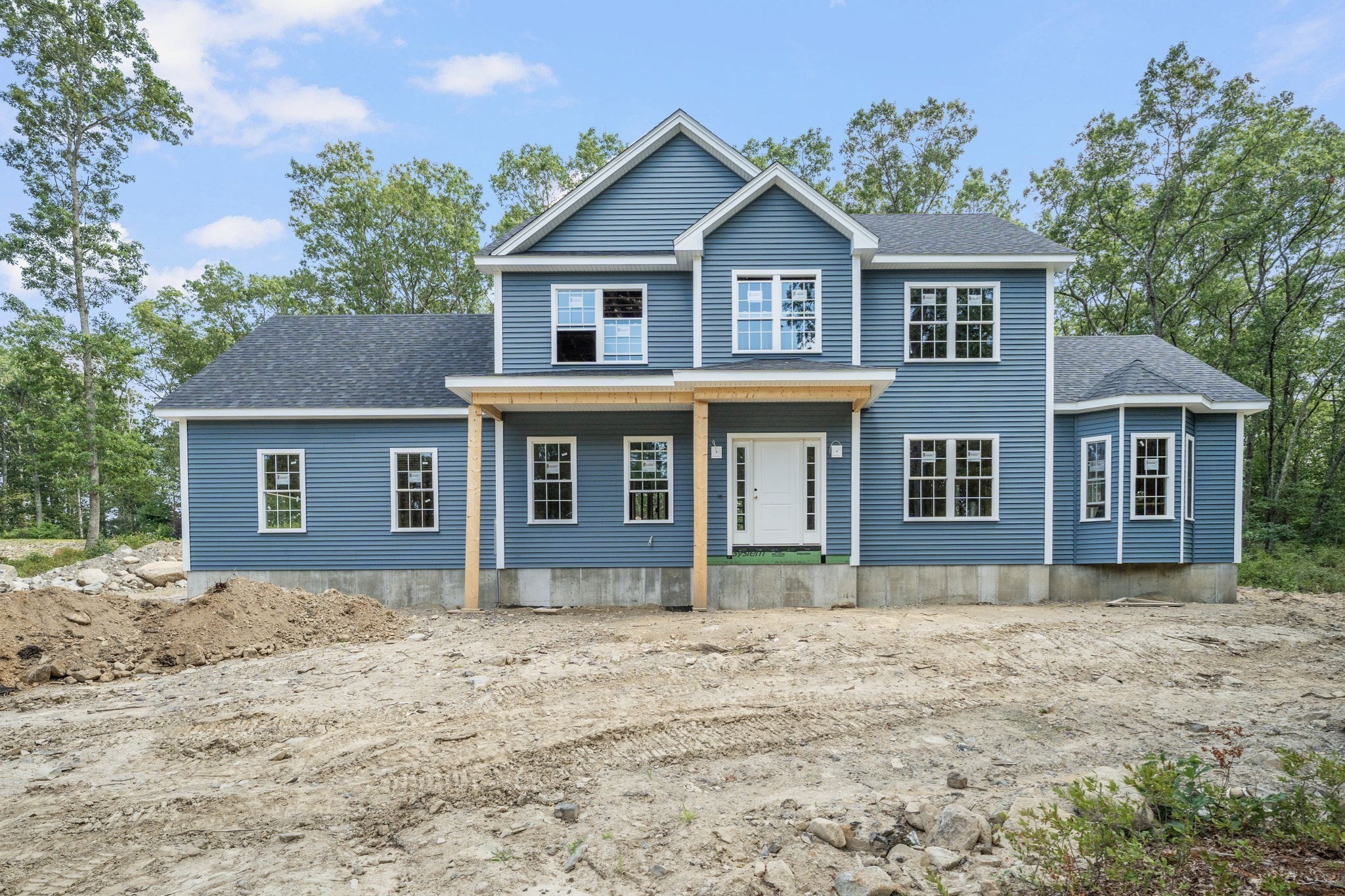 91 Cross St, Seekonk, MA 02771