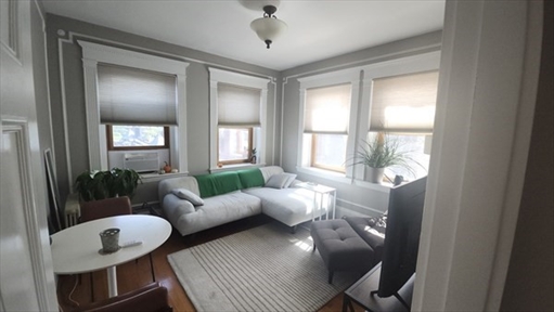 8 Garrison St, Apt 706