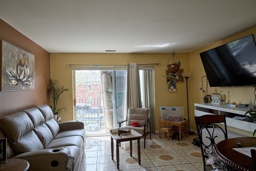 175 Clare Ave, Apt B2