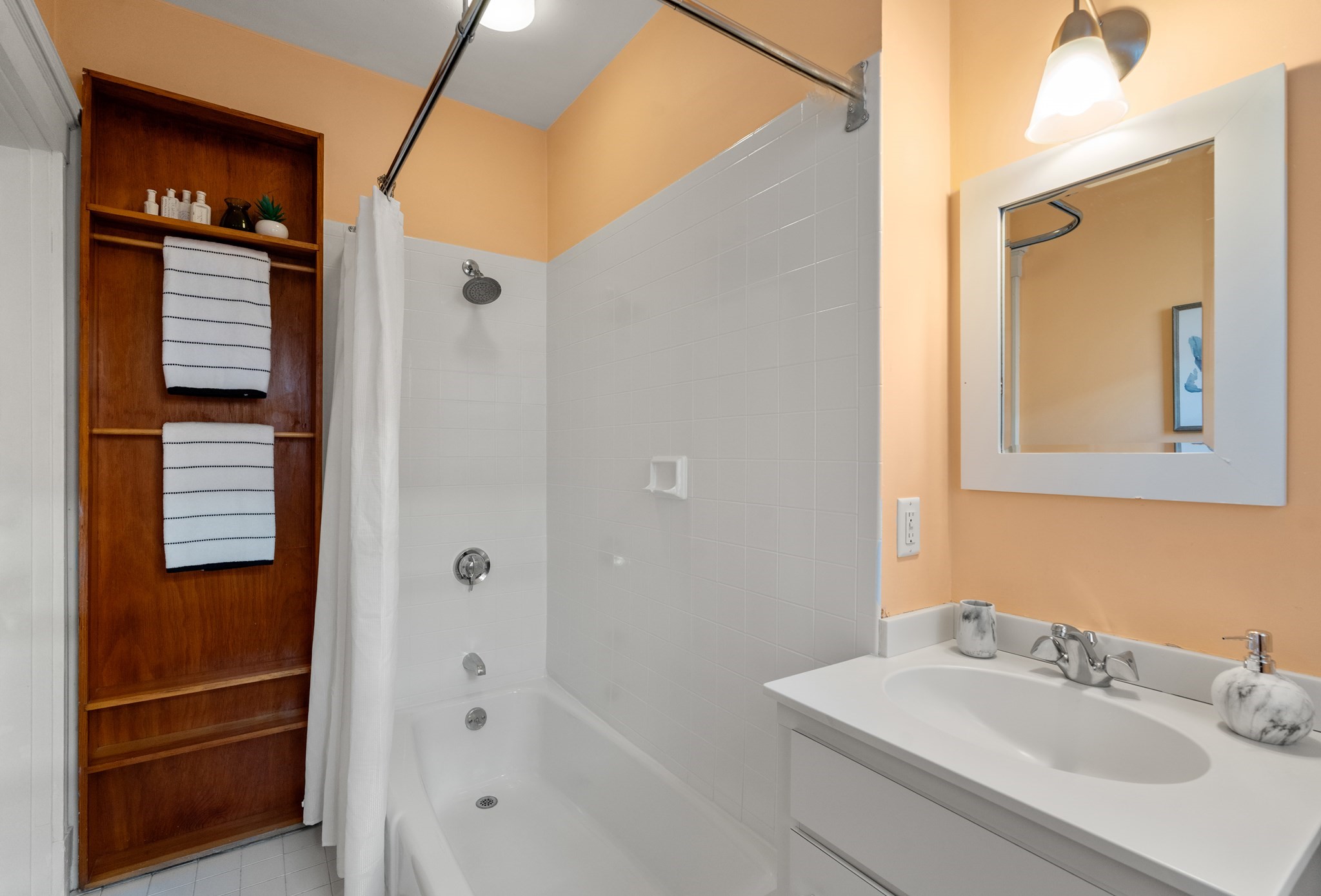 43 Linnaean Street Unit 42A, Cambridge, MA 02138 - Image 16