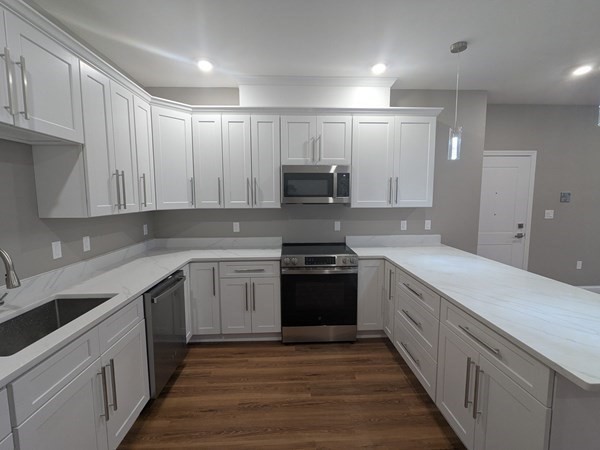 13 Nahant Street Unit 4C, Lynn, MA 01902