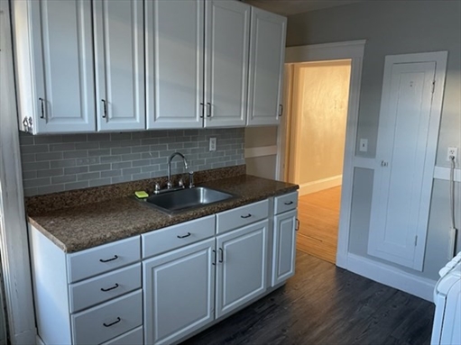 208 Main Street/Brooks Park, Apt 28