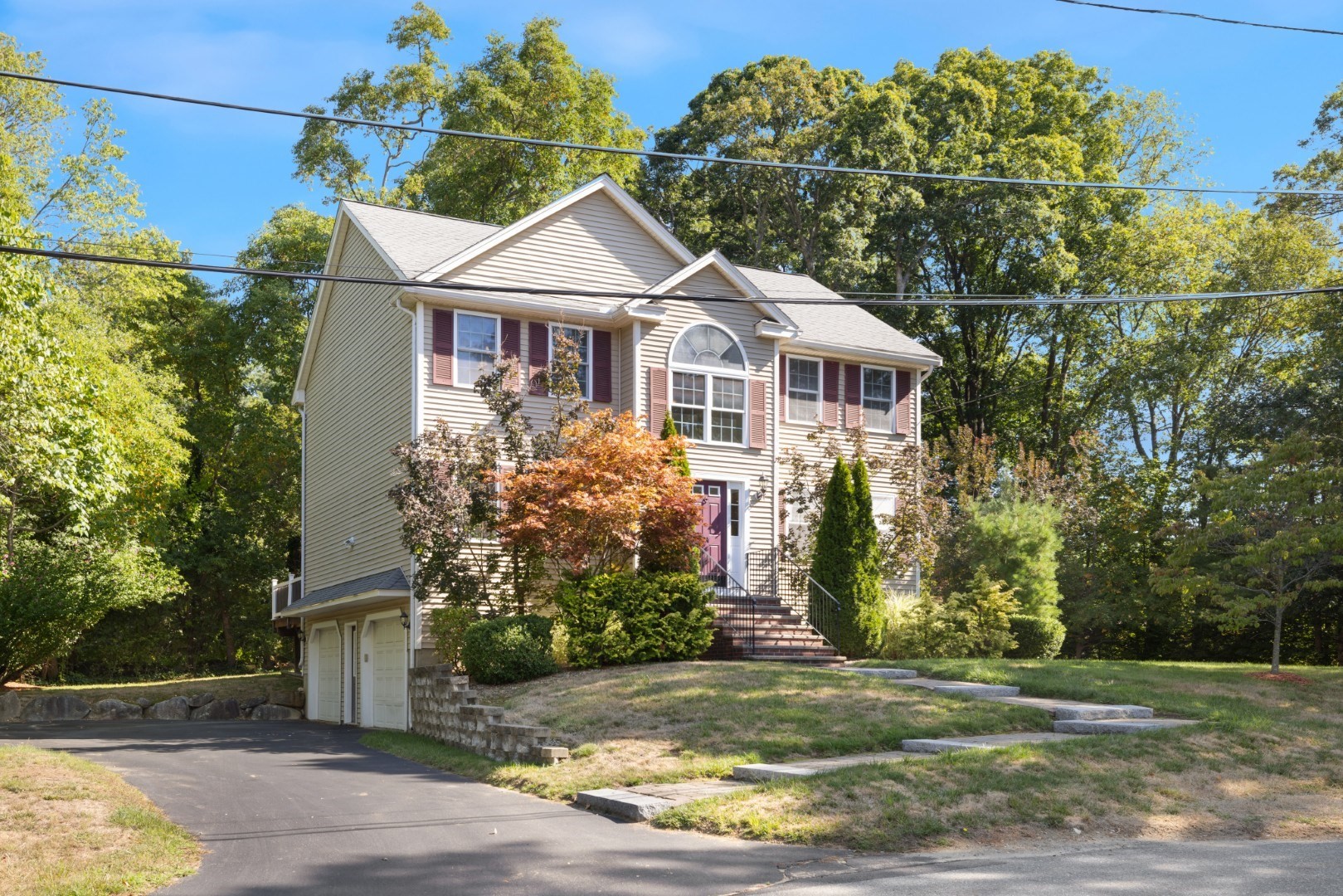 94 Pinedale Avenue, Billerica, MA 01821