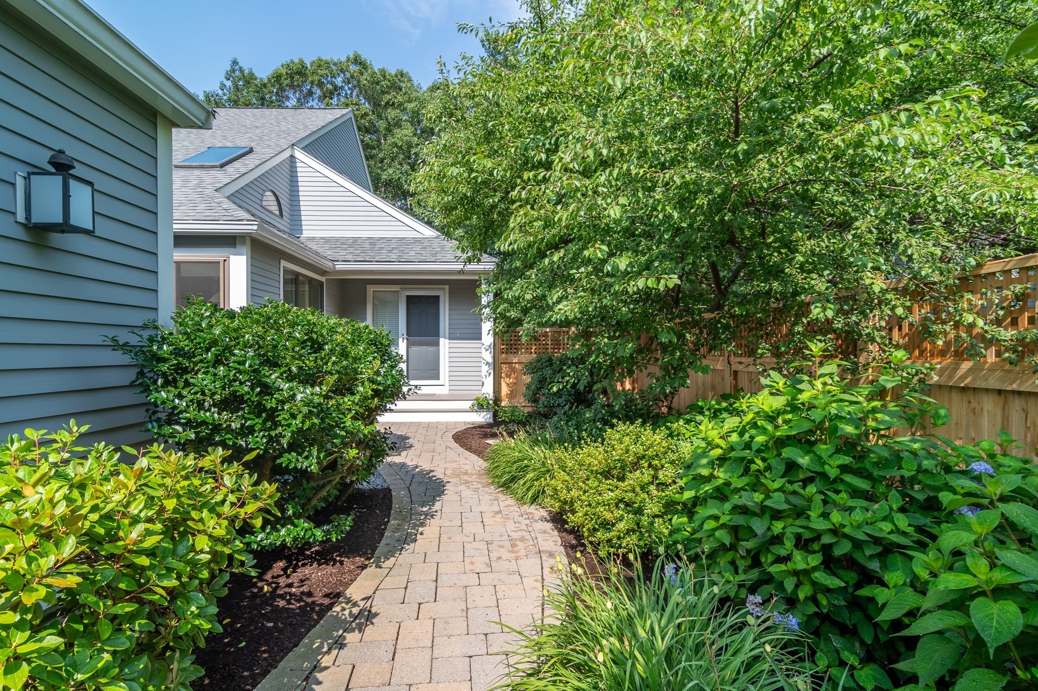 12 Cutting Cross Way Unit 12, Wayland, MA 01778