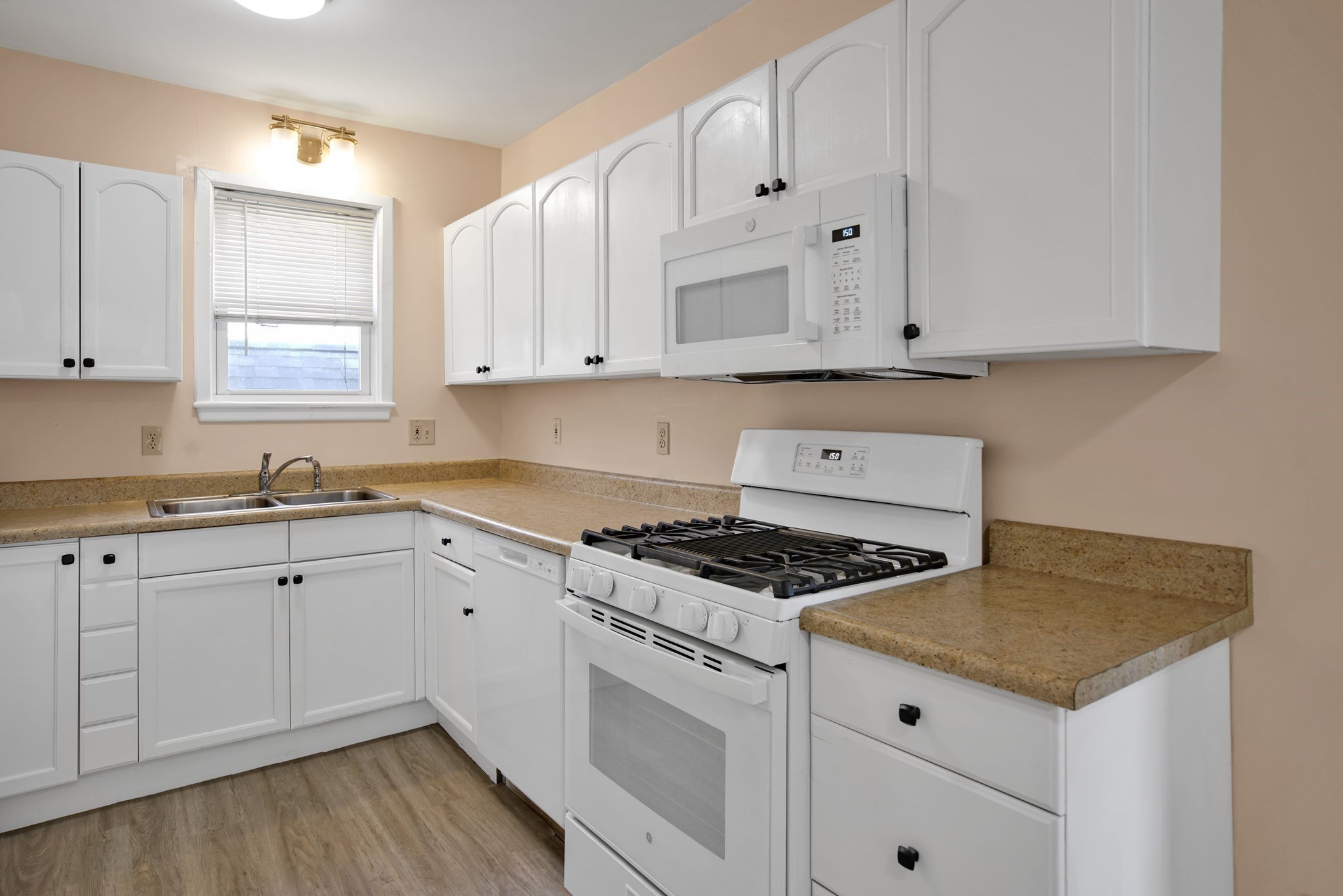 16 Dudley St, Haverhill, MA 01830 - Image 9