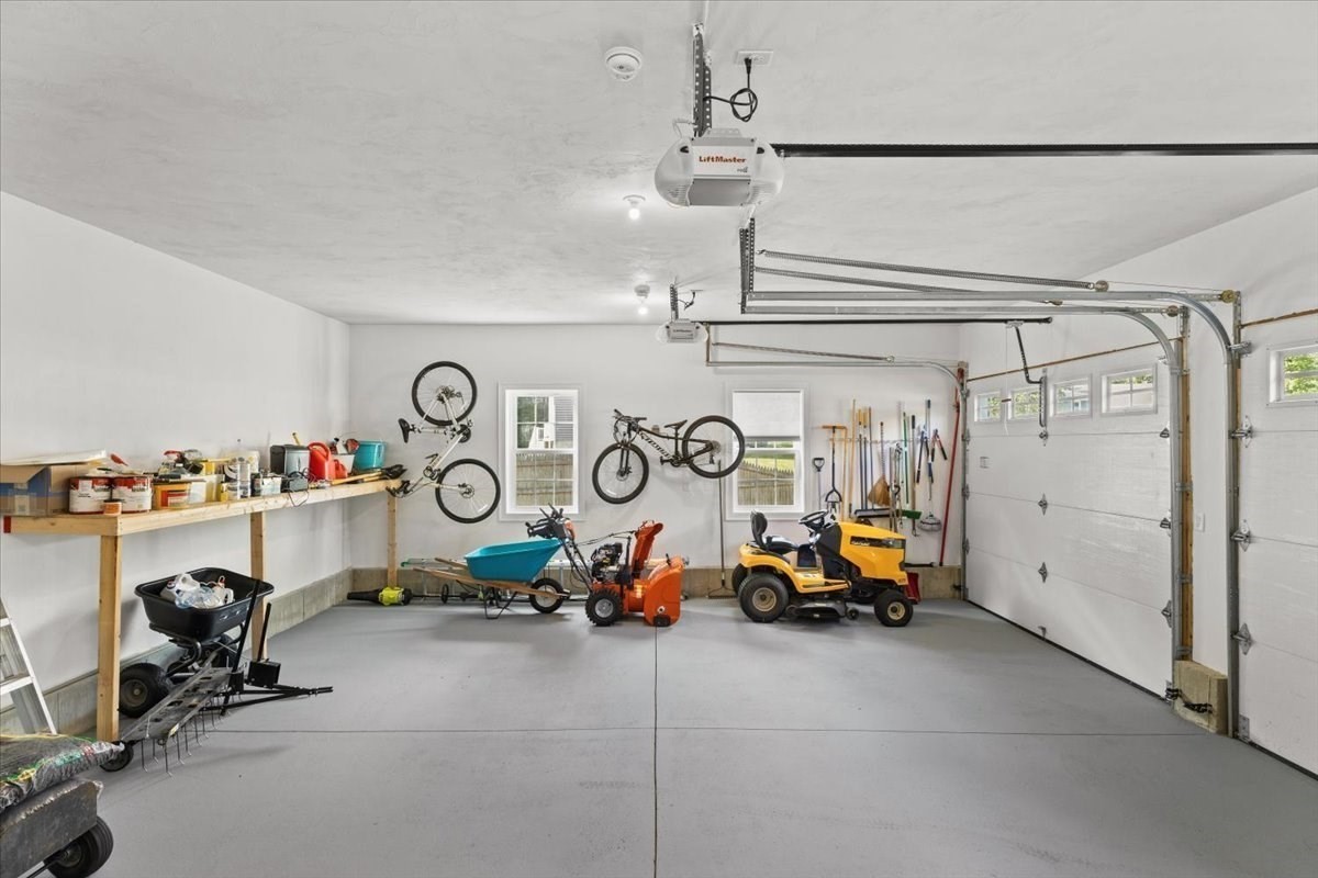 15 Carlton St, Raynham, MA 02767