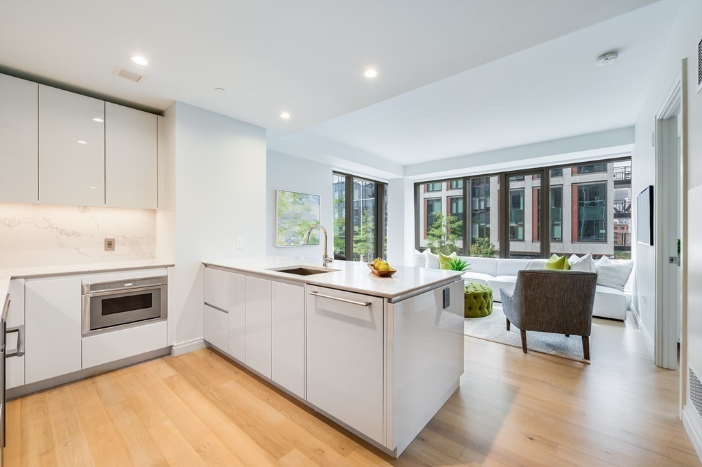 135 Seaport Blvd Unit 807, Seaport, Boston, MA 02210