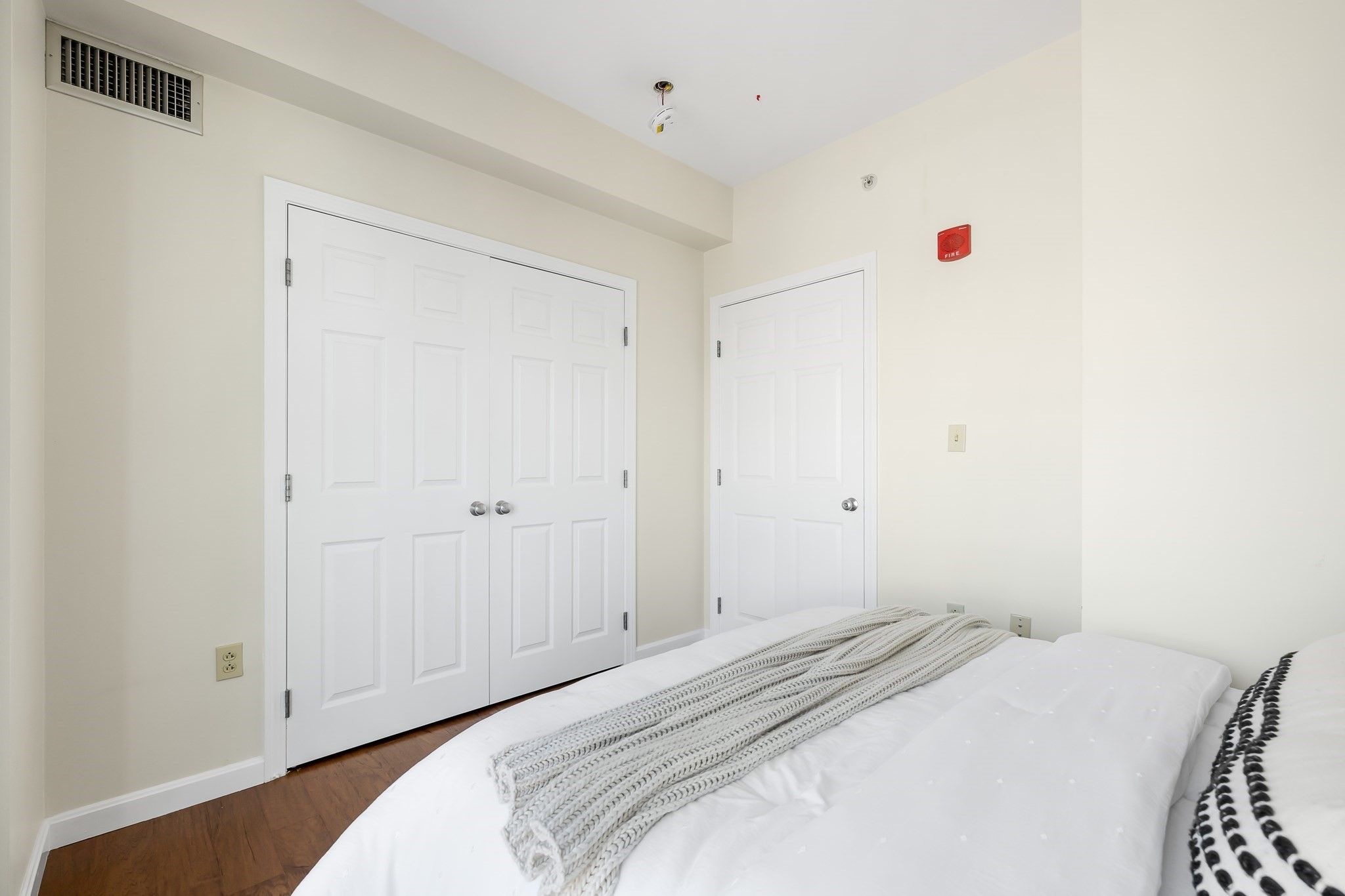 1 Nassau Unit 1605, Chinatown, Boston, MA 02111 - Image 20