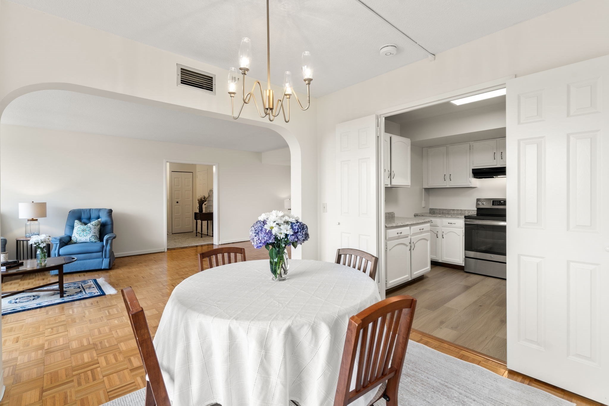 250 Hammond Pond Pkwy Unit 1002N, Newton, MA 02467