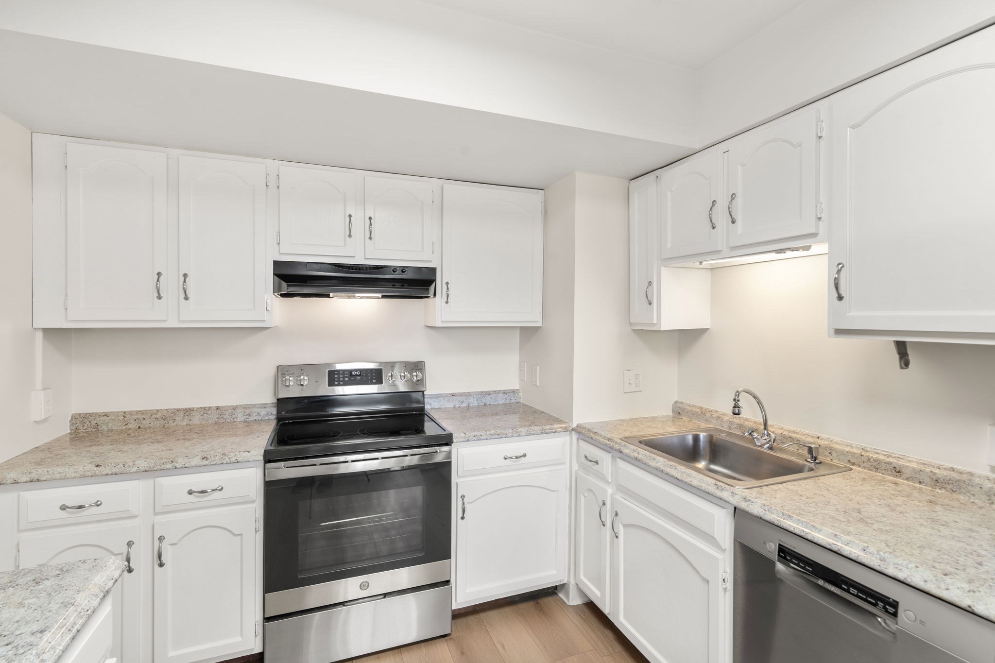 250 Hammond Pond Pkwy Unit 1002N, Newton, MA 02467 - Image 6