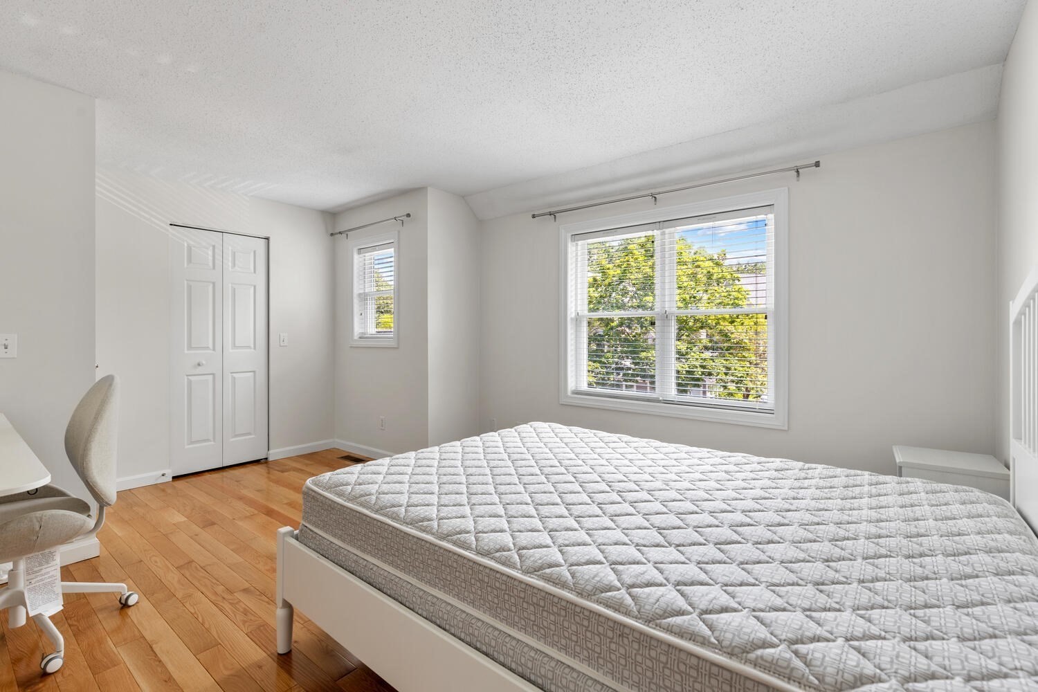 29 Grove Lane Unit 29, Burlington, MA 01803 - Image 15