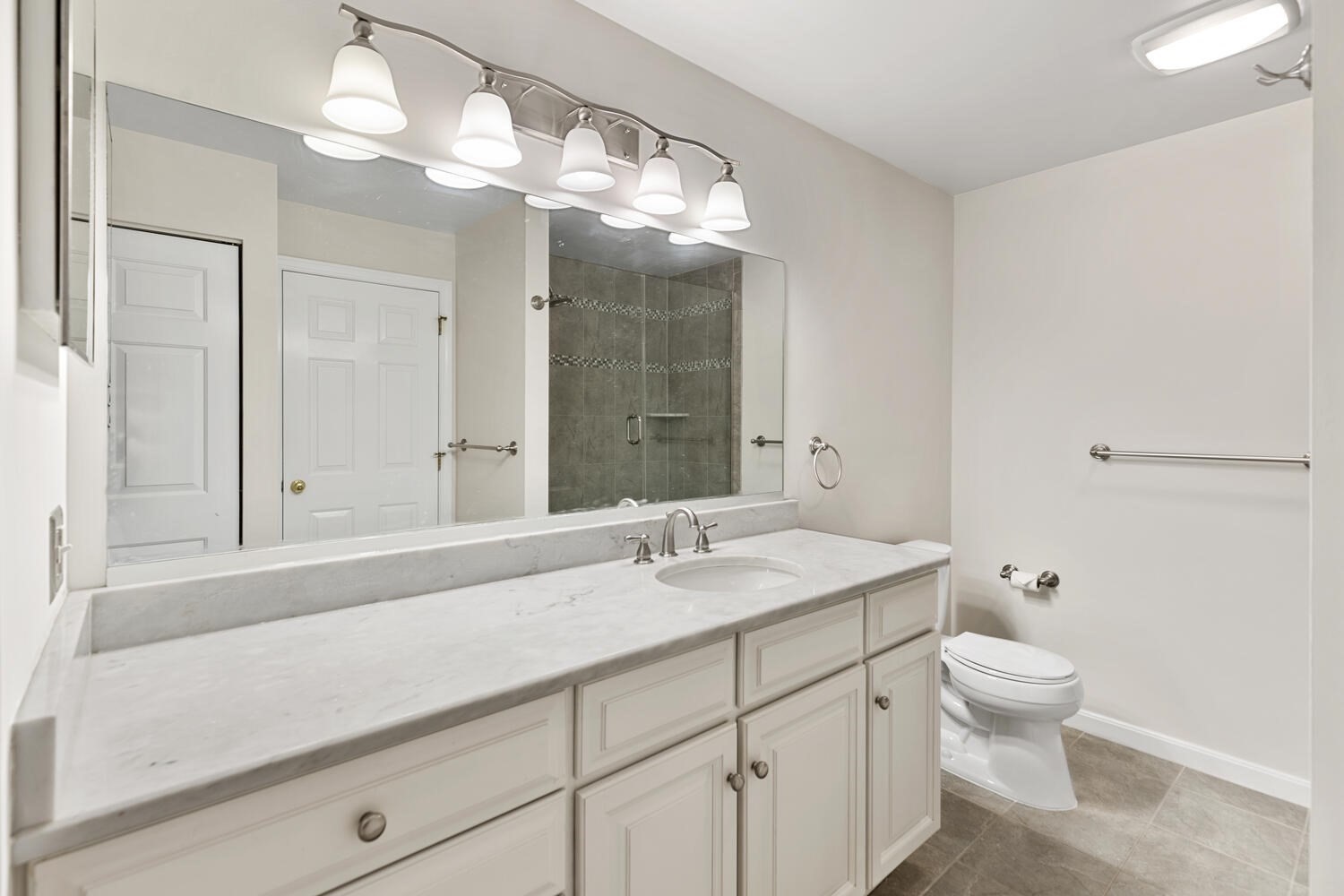 29 Grove Lane Unit 29, Burlington, MA 01803 - Image 17