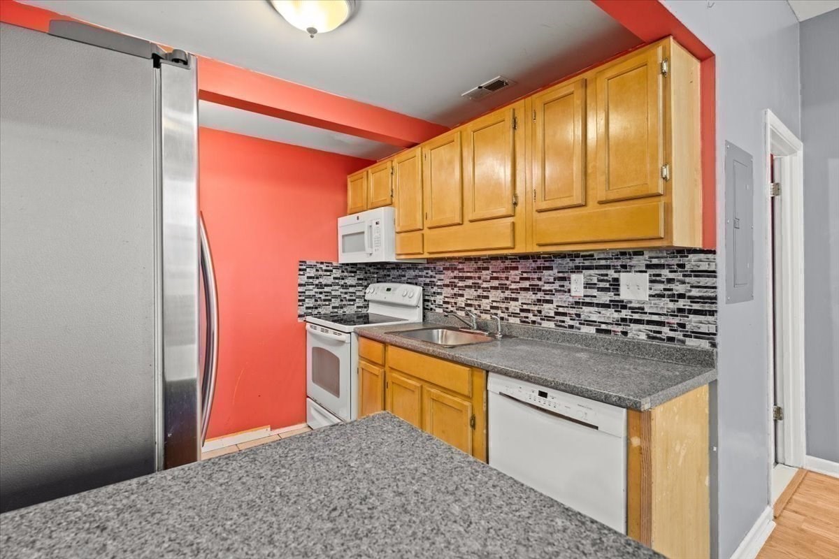 731 N Montello St Unit 6, Brockton, MA 02301 - Image 15